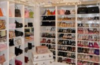 lisa-vanderpump-closet.jpg