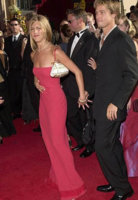 HOT Jen in red Prada & Brad 06.jpg