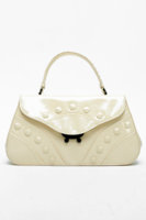 BV_Blond patent-leather handbag.jpg