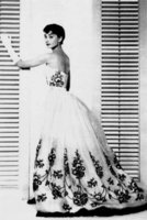 Audrey_Hepburn_dress.jpg