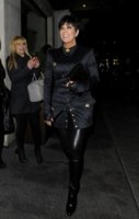 Kris+Jenner+Rob+Kardashian+enjoy+night+out+QQ-ioRRd7TVl.jpg