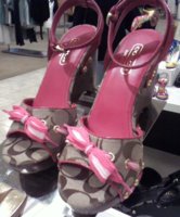 1BetseyWedges.jpg