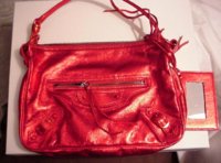 Rouge Metallic Shoulder - BEST Whole 1.jpg