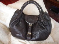 more handbags 022.jpg