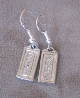 coach_fanatic-fake-earrings.jpg