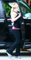 Going_to_the_Gym_in_Hollywood__May_17__2010.jpg