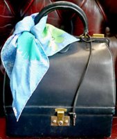 bluebagscarf.jpg
