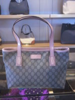 Small%20GG%20Canvas%20W%20Pink%20Trim%20Zip%20Top%20Tote%20$299.jpg