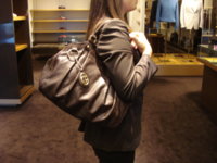 $929 Sukey medium boston brown leather 002.jpg