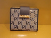 $219 Black gg crystal small wallet 001.jpg