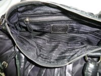 prada bag1.jpg