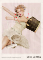 LV.SS07.ScarletJohanson.lockit.jpg