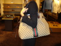 $679 Horsebit tassel orig gg tote w green red green stripe 002.jpg