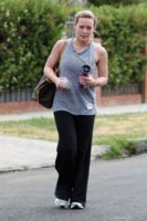 Leaving_a_Personal_Trainers_House_in_LA__July_26__2010.jpg