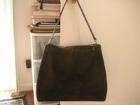 Suede shoulder bag 005.JPG