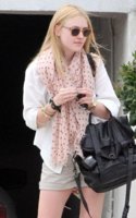 dakota-fanning-and-ann-taylor-2010-fall-collection-polka-dot-oversized-cashmere-scarf-gallery.jpg
