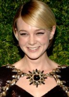 Carey-Mulligan-in-Chanel-at-CFDAVogue-Awards1.jpg