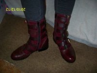 BuckleBoots01a.JPG