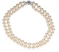 jacqueline kennedy pearls.jpg
