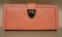 $219 Signoria wallet in Guccissima pink leather.jpg