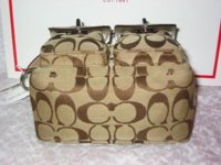 du_dou-img600x450-coach1751_bottom.jpg