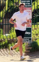 alex-skarsgard-020411-4.jpg