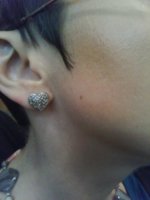 heart earr.jpg
