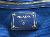 prada2.jpg