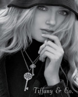 lily-donaldson-and-tiffany-keys-petals-key-pendant-gallery.jpg