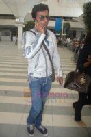 normal_Sonu Sood return from Toronto in Mumbai Airport on 27th June 2011 (15).JPG