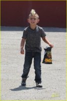 gavin-rossdale-zuma-kingston-museum-07.jpg