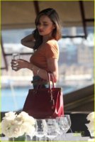 miranda-kerr-business-lunch-meeting-04.jpg