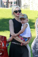 Rock+star+Gwen+Stefani+seen+son+Zuma+Rossdale+irZcpbeJmGtl.jpg