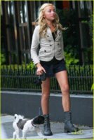 peyton-list-dog-walk-04.jpg