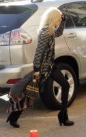 mary-kate-olsen-and-marni-fall-2004-short-fur-jacket-gallery.jpg