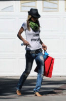 annalynne-mccord-and-alexander-mcqueen-skull-scarf-gallery.jpg