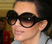 Kim-Kardashian-Tom-Ford-Round-Sunglasses-2.jpg