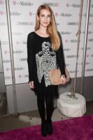 558492354_EmmaRobertsT_MobileSamsungGalaxySIIHTCAmaze4GLaunchinNYCOctober122011_By_oTTo17_122_37.jpg
