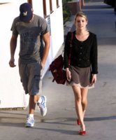 01445_EmmaRoberts_OutshoppingattheMalibuCountryMartJuly152011_By_oTTo4_122_493lo.jpg
