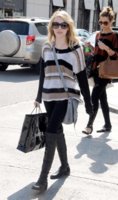 27974_Preppie_Emma_Roberts_shopping_at_Chanel_in_Beverly_Hills_12_122_380lo.jpg