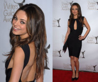 mila-kunis-Dresses-style-fashion-34.jpg