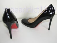 TPF_LouboutinSimple_01.jpg