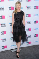 Kirsten+Dunst+17th+Annual+Critics+Choice+Movie+8Z-dCoW3Cmwl.jpg