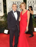 George-Clooney-Stacy-Keibler-2012-Golden-Globes-7-435x580.jpg