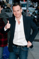 Michael+Fassbender+Celebs+Arrive+Outside+Letterman+JaUrCnH04KLl.jpg