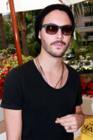 Jack-Huston-12.jpg