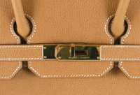 Gold Vache Liegee.jpg
