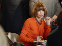 Anna+Wintour+Miuccia+Prada+Elsa+Schiapparelli+YocZF4lVQP4l.jpg