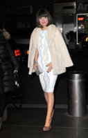 Freida+Pinto+looks+ravishing+arrives+Mandarin+eRSOVT37fbAl.jpg