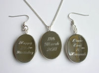 engraved_photo_jewellery.JPG